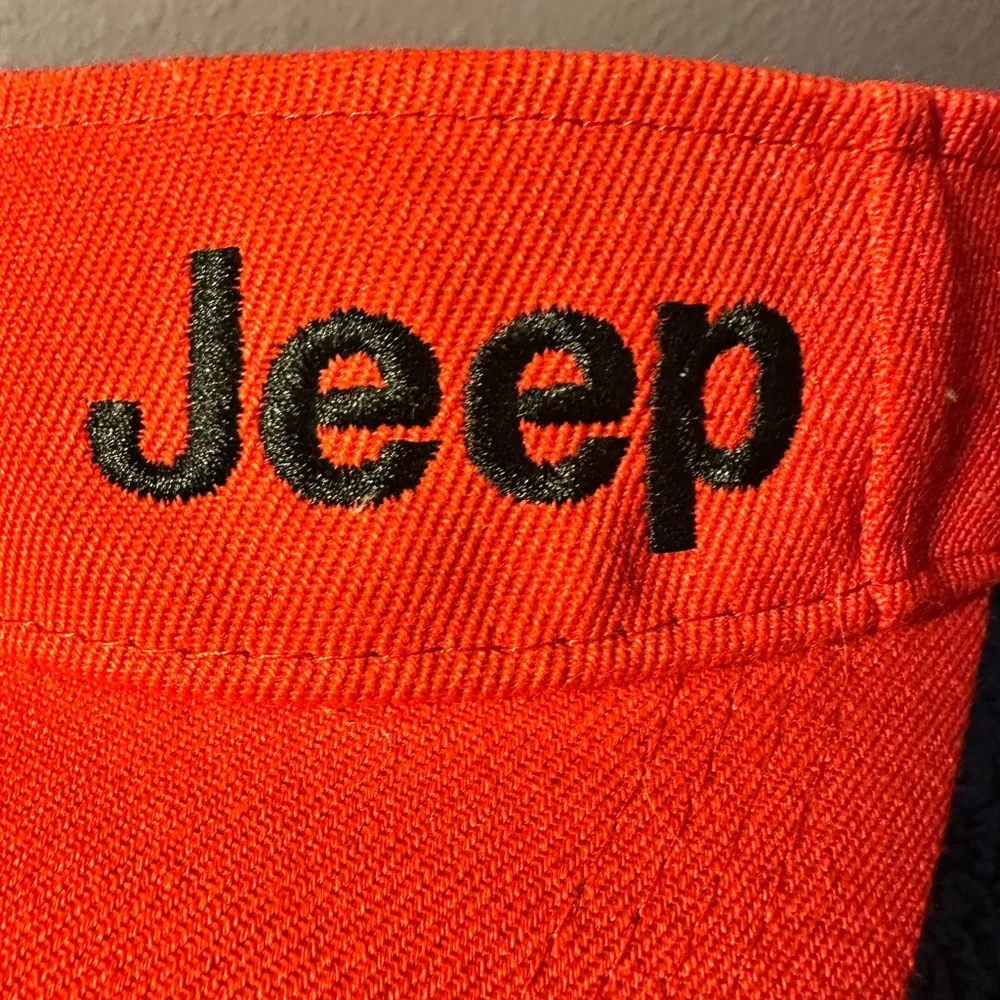 Jeep Bright Red Visor - Picture 5 of 5